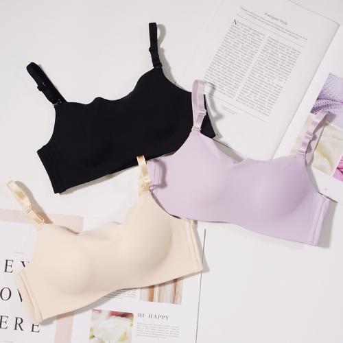 Gather together without any trace, prevent light from escaping, and have no steel ring to support underwear