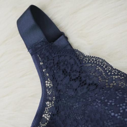 No steel ring centralized adjustment gathered up sexy lace underwear (8-833)