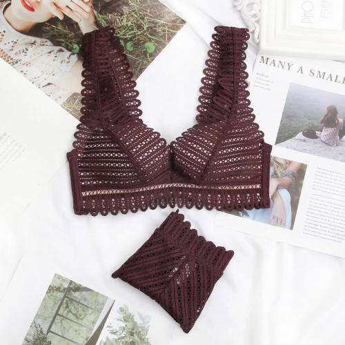 Beautiful and sexy hollow lace deep V thin cup without steel ring wide shoulder strap underwear - Comes with pants as a bonus
