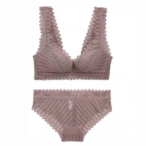 Beautiful and sexy hollow lace deep V thin cup without steel ring wide shoulder strap underwear - Comes with pants as a bonus
