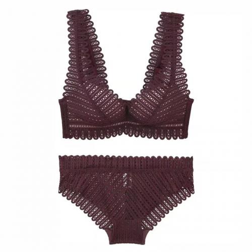 Beautiful and sexy hollow lace deep V thin cup without steel ring wide shoulder strap underwear - Comes with pants as a bonus