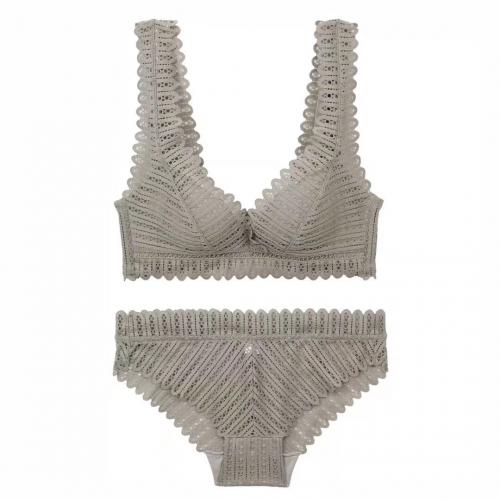 Beautiful and sexy hollow lace deep V thin cup without steel ring wide shoulder strap underwear - Comes with pants as a bonus