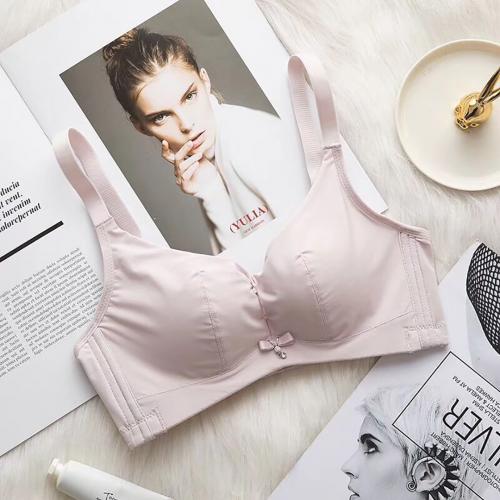 Sexy hollow out design, small chest with thickened upper support to gather and collect accessory breast underwear