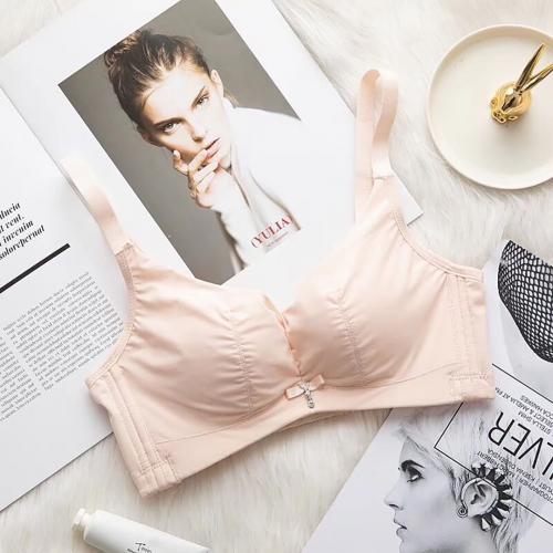Sexy hollow out design, small chest with thickened upper support to gather and collect accessory breast underwear