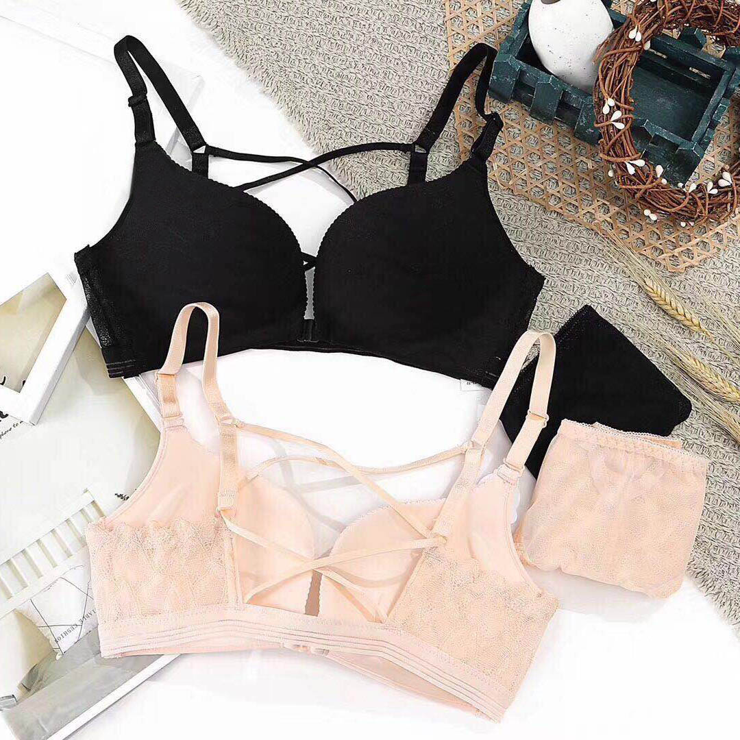 Skin friendly cloud cotton, enticing front button sexy cross back without steel ring underwear
