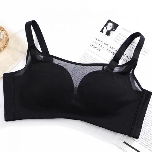 Ultra thin, seamless, no steel ring, anti glare mesh, strapless, gathering and sexy lingerie