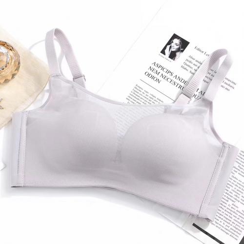 Ultra thin, seamless, no steel ring, anti glare mesh, strapless, gathering and sexy lingerie