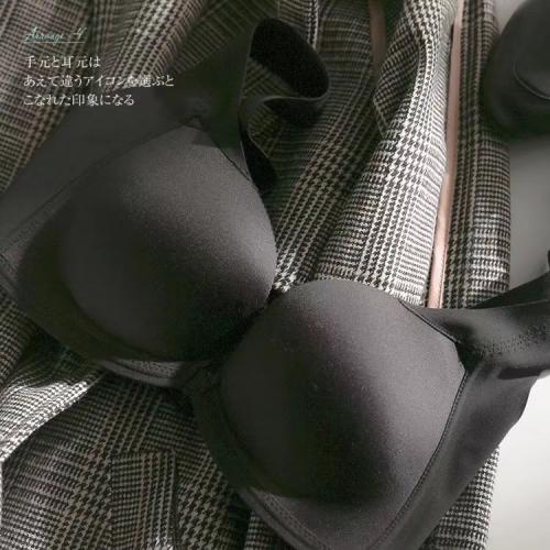 新款寬肩帶聚攏背心式前扣美背內衣 EN