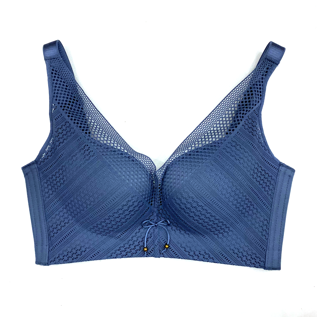 Comfortable skin friendly cotton deep V seamless fashion hollowed out cup face gathering upper support adjustable underwear