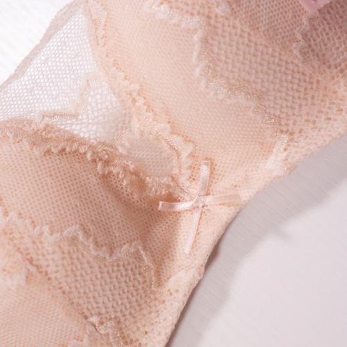 24-hour three-dimensional care, comfortable no steel ring cloud soft heart cup underwear