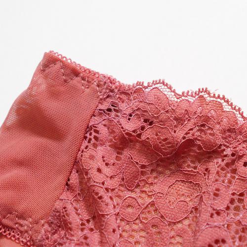 Deep V sexy lace hem, thin and comfortable to gather, with adjustable back and matching underwear pants