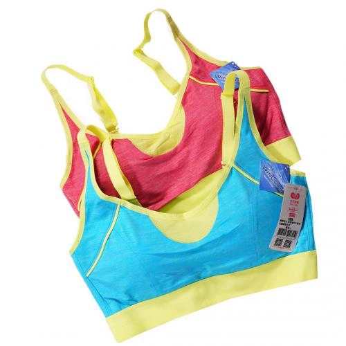 Gentle and comfortable, adjustable back cross shoulder straps, sports bra