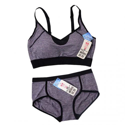 Gentle and comfortable, adjustable back cross shoulder straps, sports bra