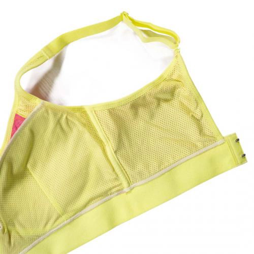 Gentle and comfortable, adjustable back cross shoulder straps, sports bra