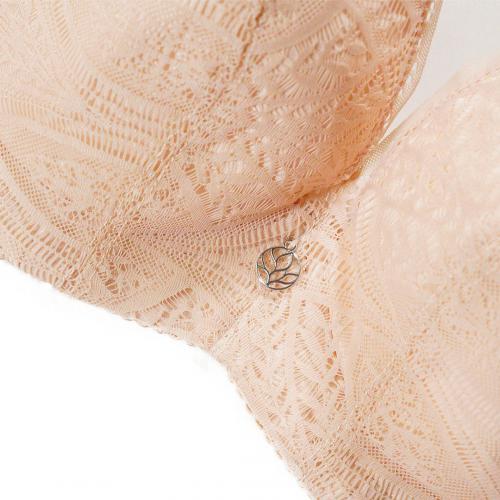 Big breasted and beautiful C-cup soft memory titanium ring upright cotton anti sagging underwear