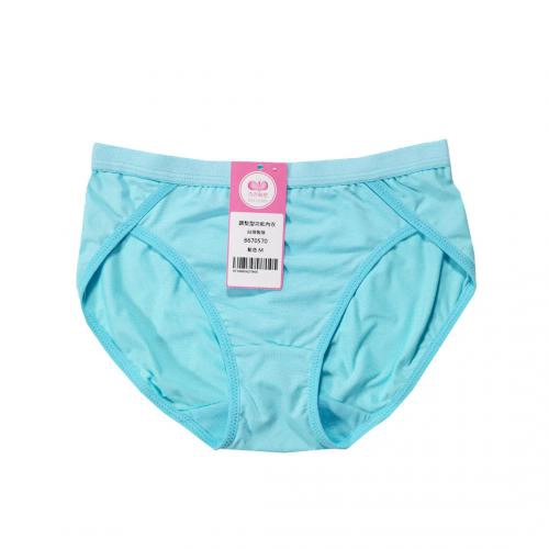 Fashionable and dynamic smooth T-shirt BRA matching underwear