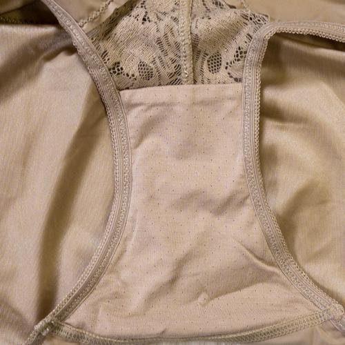 Smooth and seamless coverage of the stomach - French underwear -3D pinhole cup matching pants