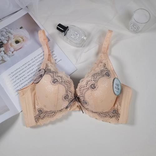 【 Easy to wear without steel rim 】 Cool coffee gauze low spine deep V-underwear
