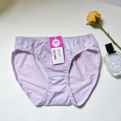純情系列自動補正軟鋼圈內衣 配褲