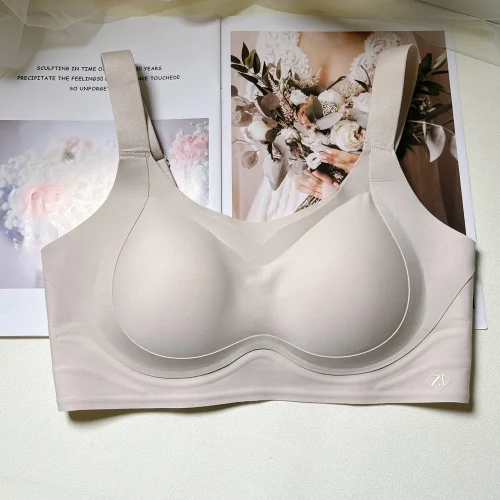 柔軟掌托集中修副乳調整型果凍支撐內衣